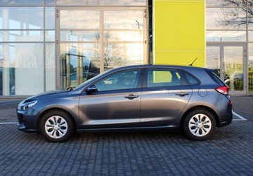 Hyundai i30 II Wagon Facelifting 1.4 MPI 100KM 2017 Hyundai i30 1.4 MPI 100KM Classic Czujniki parkowania SalonPL FVmarza 1.4, zdjęcie 9