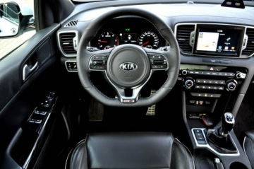 Kia Sportage IV SUV 1.7 CRDi 115KM 2018 Kia Sportage 1.7 Crdi 116 KM GT Line Panorama Navi, zdjęcie 6