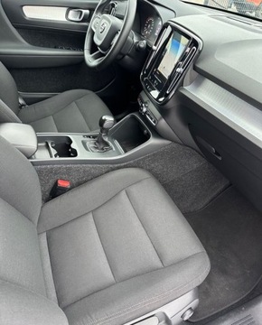 Volvo XC40 Crossover 1.5 T3 163KM 2020 Volvo XC 40 Niemcy Harman Navi Grzane Fotele 1.5 Benzyna 163KM, zdjęcie 6