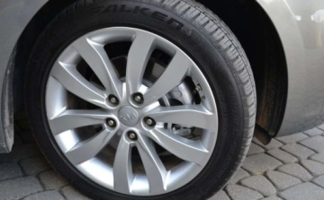 Kia Carens IV Minivan 1.7 VGT CRDi 141KM 2015 Kia Carens Kia Carens 1.7 CRDi Business Line 7os 7DCT 1.7 Diesel 141KM, zdjęcie 38