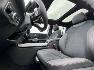 Mercedes GLB SUV 1.3 200 163KM 2025 MERCEDES-BENZ GLB 200 AMG Line Suv 1.3 (163KM) 2025, zdjęcie 4