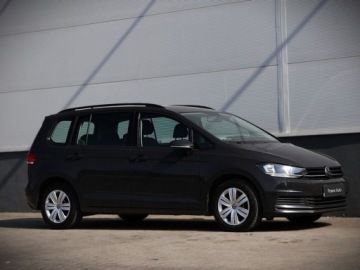 Volkswagen Touran III 1.5 TSI EVO 150KM 2021 Volkswagen Touran 1.5 TSI EVO Comfortline Plus. VAT Marza 1.5 Benzyna, zdjęcie 14