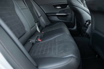 Mercedes Klasa C W206 Limuzyna 2.0 220d 200KM 2023 Mercedes-Benz Klasa C 220D 4Matic AMG Salon PL Autotrade Mercedes-Benz, zdjęcie 29