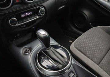 Nissan Juke II Crossover 1.0 DIG-T 114KM 2020 Nissan Juke Juke Tekna Automat DCT Vat Marza Salon PL Rej. 2021r., zdjęcie 24