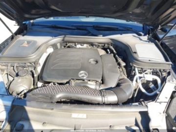 Mercedes GLC C253 2020 Mercedes-Benz GLC 300 2020 2.0 Benzyna 255KM, zdjęcie 8