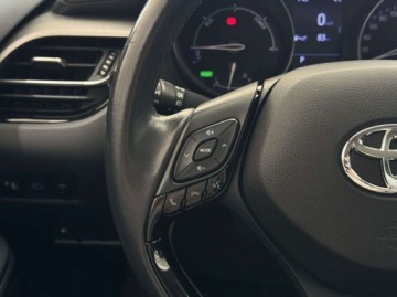 Toyota C-HR I Crossover 1.8 Hybrid 122KM 2019 Toyota C-HR Comfort Kamera cofania CarPlayAndroid Auto Asystent hamowan, zdjęcie 20