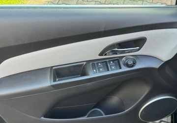Chevrolet Cruze Sedan 1.8 16V DOHC 141KM 2011 Chevrolet Cruze 1,8 141KM Climatronic PDC Bezwypadkowy Serwis ASO 1.8, zdjęcie 32