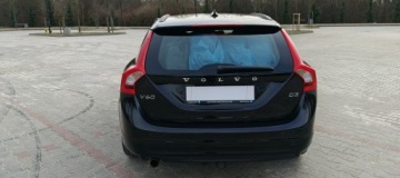 Volvo V60 I Kombi Facelifting 2.0 D3 136KM 2014 Volvo V60 2.0 D3 5-Cylindrów Lift Led Navi Skóra, zdjęcie 20