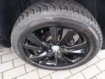 Peugeot 2008 I SUV Facelifting 1.2 PureTech 110KM 2019 Peugeot 2008 Kamera Panorama Alu PDC Sensor 1.2 Benzyna 110KM, zdjęcie 7