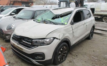 Volkswagen T-Cross SUV 1.0 TSI 95KM 2023 Volkswagen T-Cross Benzyna 95KM, zdjęcie 2