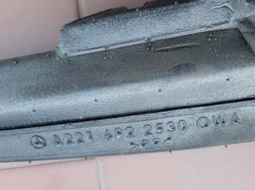 KRYT SLOUPU DVEŘE ZADNÍCH LEVÝCH MERCEDES TŘÍDA S W221 221 S221 LEVÉ ZADNÍ