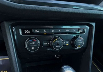 Volkswagen Tiguan II SUV 2.0 TDI 150KM 2018 Volkswagen Tiguan 2.0 TDI dsg navi PERFEKCYJNY bezwypadkowy virtual FU, zdjęcie 28