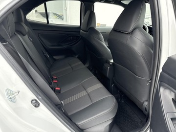 Toyota Yaris IV Hatchback 1.5 Hybrid Dynamic Force 116KM 2023 Toyota Yaris Cross Hybrid 1.5 Adventure Hybrid 1.5, zdjęcie 7