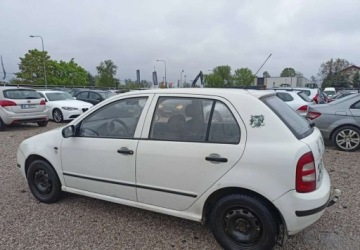 Skoda Fabia I Hatchback 1.4 60KM 2000 Skoda Fabia Skoda Fabia 1.4 1.4 Benzyna 60KM, zdjęcie 2