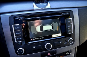 Volkswagen Passat B8 2013 Volkswagen Passat 2.0Tdi 140KM Full Opcja Skóra, zdjęcie 19