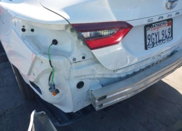 Toyota Camry IX 2023 Toyota Camry LE, od ubezpieczalni 2.5 Benzyna 203KM, zdjęcie 6