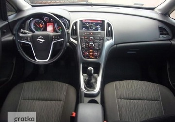 Opel Astra J Sports Tourer Facelifting 1.6 CDTI ecoFLEX 110KM 2015 Opel Astra Opel Astra J ASTRA 1.6 Diesel 110KM, zdjęcie 14