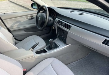 BMW Seria 3 E90-91-92-93 Limuzyna E90 318i 129KM 2006 BMW Seria 3 BMW Seria 3 318i 2.0 Benzyna 129KM, zdjęcie 20