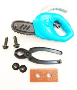 Набор инструментов с пилой