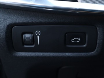 Volvo V90 II Kombi 2.0 D5 235KM 2017 Volvo V90 Cross Country D5 2.0 AWD, 231 KM, 4X4, zdjęcie 15