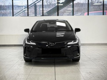 Toyota Corolla XII Sedan Facelifting 1.8 Hybrid 140KM 2025 Od ręki - Style 1.8 Hybrid 140KM | Podgrzewane fotele!, zdjęcie 2