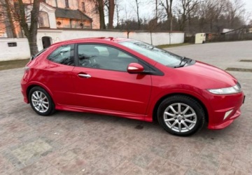 Honda Civic VIII Hatchback 3d 1.4 i-VTEC 100KM 2010 Honda Civic Honda Civic 1.4 i-VTEC Type S 1.3 Benzyna 100KM, zdjęcie 19