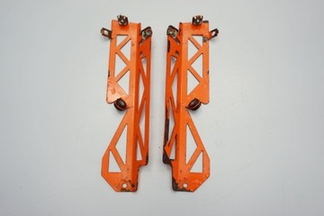 KTM 990 SUPER DUKE 07-13 КРЫШКА КРЕПЛЕНИЯ