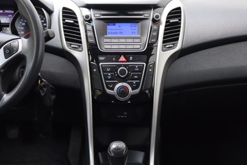 Hyundai i30 II Hatchback 5d 1.4 MPI 100KM 2015 Hyundai i30 1.4 CVVT, Salon Polska, Serwis ASO, zdjęcie 11