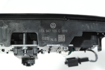 VW ARTEON LAMPA POLSTROVÁNÍ LED ČERNÁ 5TA947105C