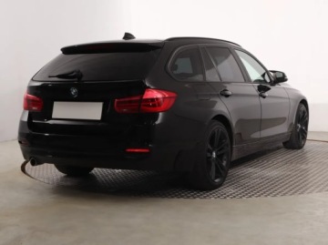BMW Seria 3 F30-F31-F34 Touring Facelifting 2.0 318d 150KM 2017 BMW 3 318 d xDrive, 4X4, Navi, Klima, zdjęcie 4