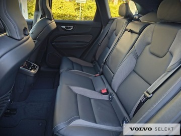 Volvo XC60 II 2025 Volvo XC 60 XC60 B5B AWD Ultra, BLACK-EDITION, Kam, zdjęcie 12