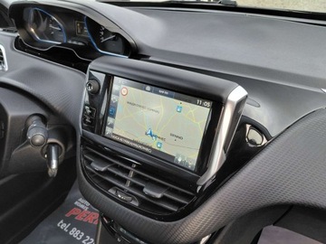 Peugeot 2008 I SUV Facelifting 1.2 PureTech 110KM 2016 Peugeot 2008 Lift Navi Klimatronik Sensor PDC Alu Serwis 1.2 Benzyna 110KM, zdjęcie 12