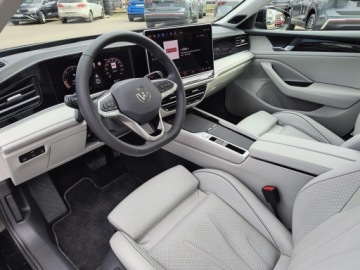 Volkswagen Passat B8 Variant Facelifting 2.0 TDI SCR 150KM 2025 Volkswagen Passat 2.0 TDI 150KM Elegance DSG, Salo, zdjęcie 13