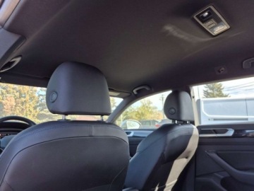 Volkswagen Arteon Shooting Brake R 2.0 TSI 320KM 2023 Volkswagen Arteon Shooting Brake R 4Mot. serwis ASO 2.0TSI 320KM pakiety A, zdjęcie 26