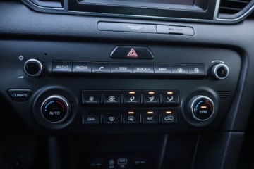 Kia Sportage IV SUV Facelifting 1.6 GDI 132KM 2018 Kia Sportage 1.6 GDI, Salon Polska, Serwis ASO, zdjęcie 15