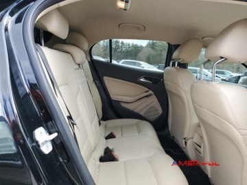 Mercedes GLA I Off-roader 2.0 250 211KM 2015 Mercedes-Benz GLA 2015 r.,2,0L 250 4 MATIC od ubezpieczalni 2.0 Benzyna, zdjęcie 10
