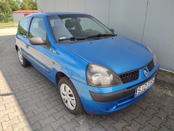 Renault Clio II Hatchback 1.2 i 16V 75KM 2001 Renault Clio Renault Clio II Zadbany, zdjęcie 6