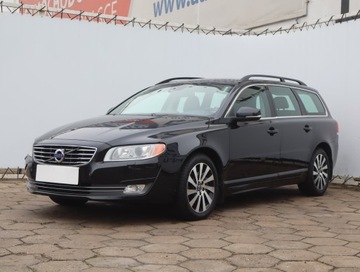 Volvo V70 III Kombi Facelifting 2.0 D4 DRIVE-E 181KM 2014 Volvo V70 D4, 178 KM, Automat, Skóra, Xenon, zdjęcie 1