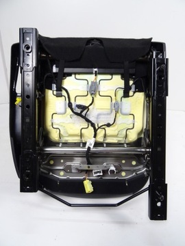 JUKE II F16 SEDADLO LEVÝ PŘEDNÍ POLOKOŽENÝ BOSE