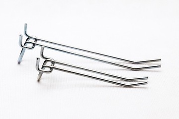 ВЕШАЛКА ДЛЯ ИНСТРУМЕНТА ДВОЙНАЯ ПРОВОЛОКА 45 Х 50 ММ