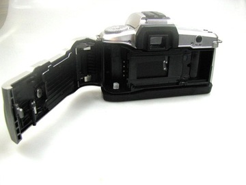 MINOLTA DYNAX 40 — корпус/камера