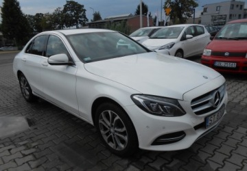 Mercedes Klasa C W205 Limuzyna 180 156KM 2014 Mercedes-Benz Klasa C Mercedes-Benz Klasa C W205 1.6 benzyna 157 KM I WLAS, zdjęcie 2