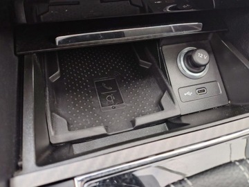 Skoda Superb III Kombi Facelifting 2.0 TDI SCR 200KM 2022 Skoda Superb 2.0 TDI 200KM Sportline DSG Kamera DCC Virtual HAK Panorama F, zdjęcie 24