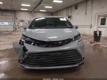 Toyota Sienna III 2025 Toyota Sienna Woodland Edition 2025 2.5 Hybryda 245KM, zdjęcie 8