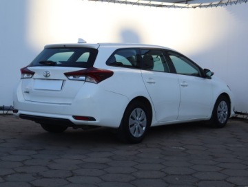 Toyota Auris II Hatchback 5d Facelifting 1.33 Dual VVT-i 99KM 2017 Toyota Auris 1.3 Dual VVT-i, Salon Polska, zdjęcie 4