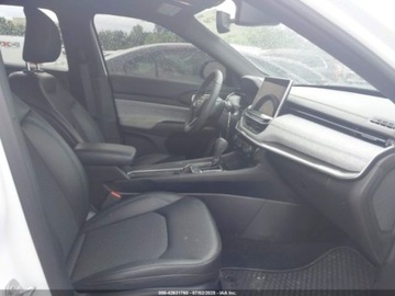 Jeep Compass II 2024 Jeep Compass 2024 Jeep Compass Latitude 4x4 2.0 Benzyna 200KM, zdjęcie 10