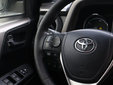 Toyota RAV4 IV MPV Facelifting 2.5 Hybrid 197KM 2017 Toyota RAV 4 2.5 Hybrid, Salon Polska, zdjęcie 21