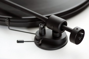 Pro-Ject Primary E PHONO — проигрыватель проигрывателей Белый