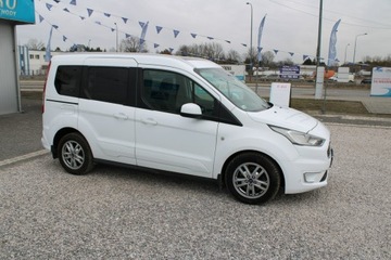 Ford Tourneo Connect III Standard 1.5 EcoBlue 120KM 2019 Ford Tourneo Connect Titanium 120HP Panorama, zdjęcie 4