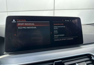 BMW Seria 5 G30-G31 Touring Facelifting 2.0 520d 190KM 2022 BMW Seria 5 M SPORT 4x4 Shadow Line FV 23 2.0 Diesel 190KM, zdjęcie 27